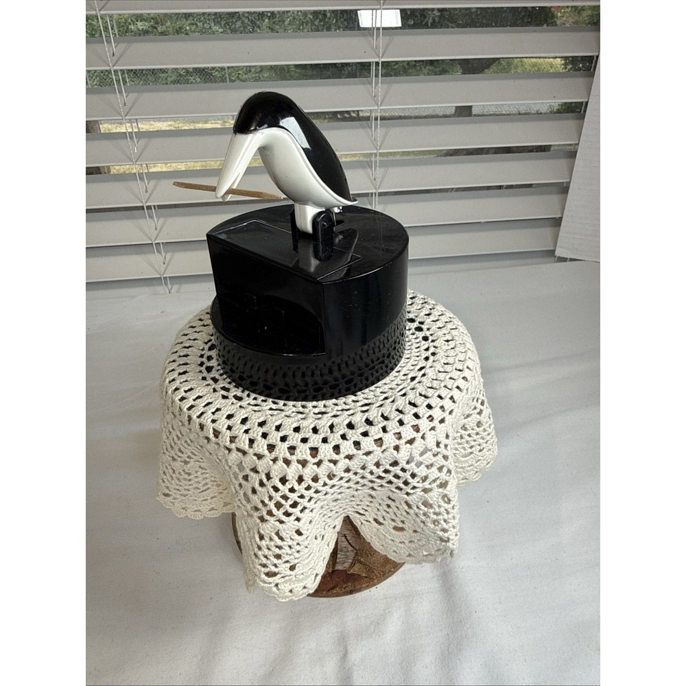 Black Vtg Penguin Bird Toothpick Dispenser Holder Mechanical Plastic Novelty